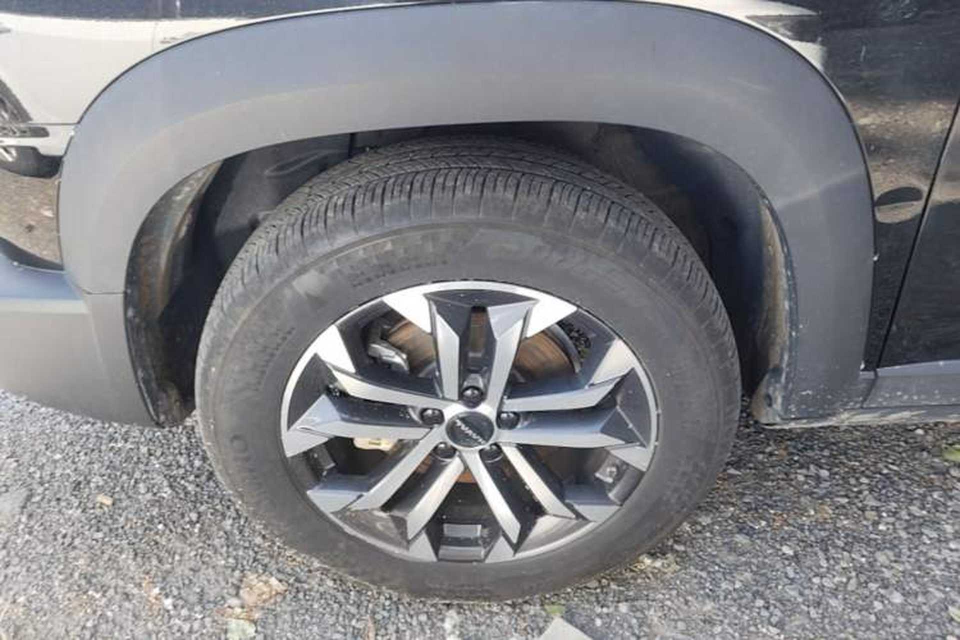 Used Haval DARGO 2024 1.5T DCT Border Collie Edition Left Front Wheel Hub