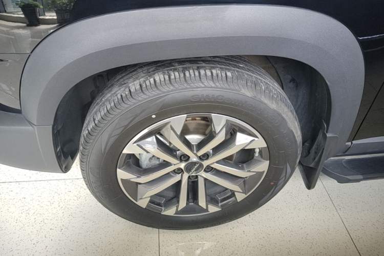 Used Haval DARGO 2024 1.5T DCT Border Collie Edition Left Front Wheel Hub