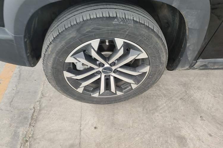 Used Haval DARGO 2024 1.5T DCT Border Collie Edition Left Front Wheel Hub