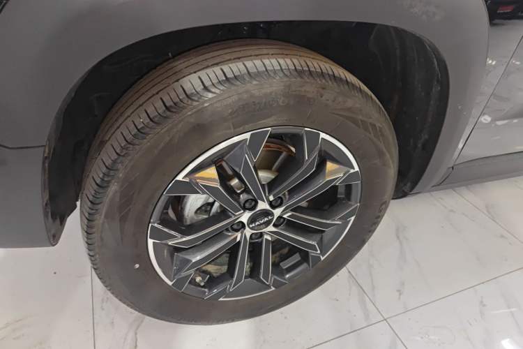 Used Haval DARGO 2024 1.5T DCT Border Collie Edition Left Front Wheel Hub