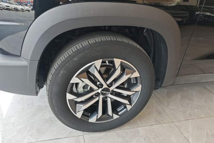 Used Haval DARGO 2024 1.5T DCT Border Collie Edition Left Front Wheel Hub