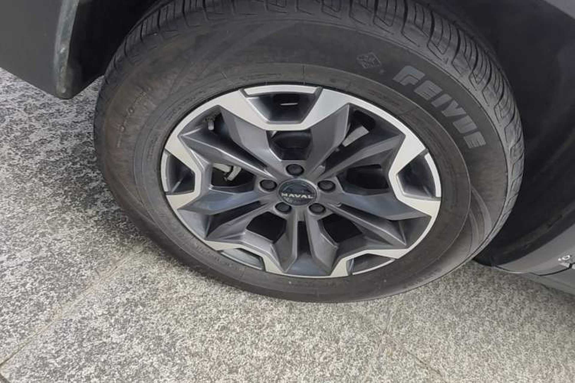 Used Haval DARGO 2024 2.0T DCT Chinese Rural Dog Edition Left Front Wheel Hub