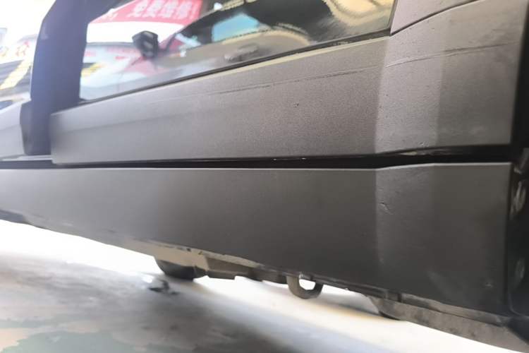 Used Haval DARGO 2024 1.5T DCT Border Collie Edition Left Side Sill