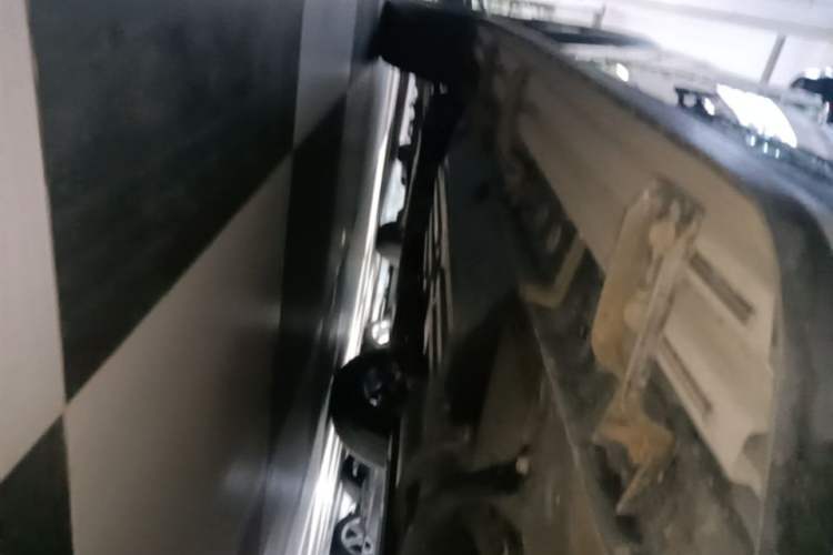 Used Haval DARGO 2024 1.5T DCT Border Collie Edition Left Side Sill
