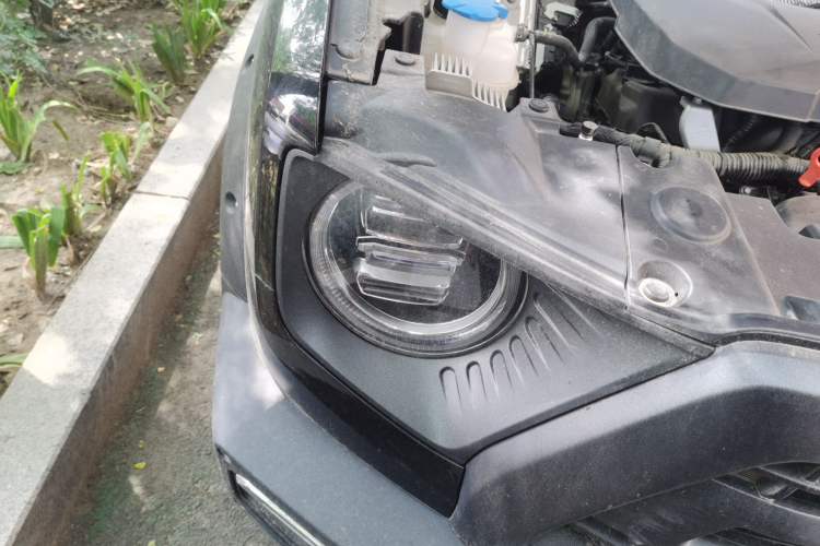 Used Haval DARGO 2024 2.0T DCT Chinese Rural Dog Edition Right Front Headlight