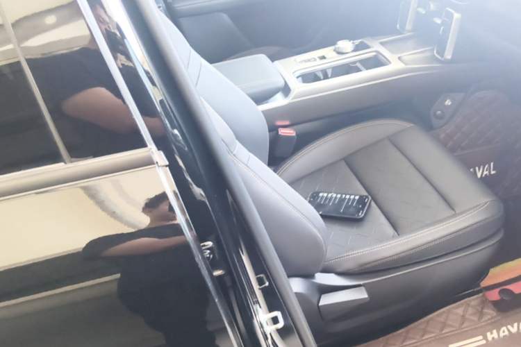 Used Haval DARGO 2024 1.5T DCT Labrador Edition Right Front Seat