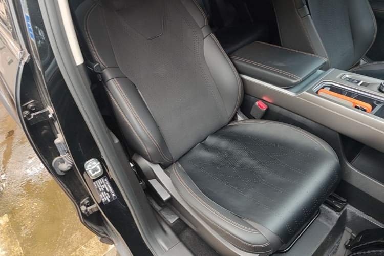 Used Haval DARGO 2024 1.5T DCT Border Collie Edition Right Front Seat