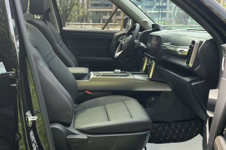 Used Haval DARGO 2024 1.5T DCT Border Collie Edition Right Front Seat