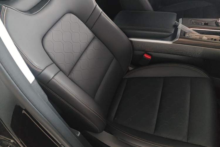Used Haval DARGO 2024 1.5T DCT Border Collie Edition Right Front Seat