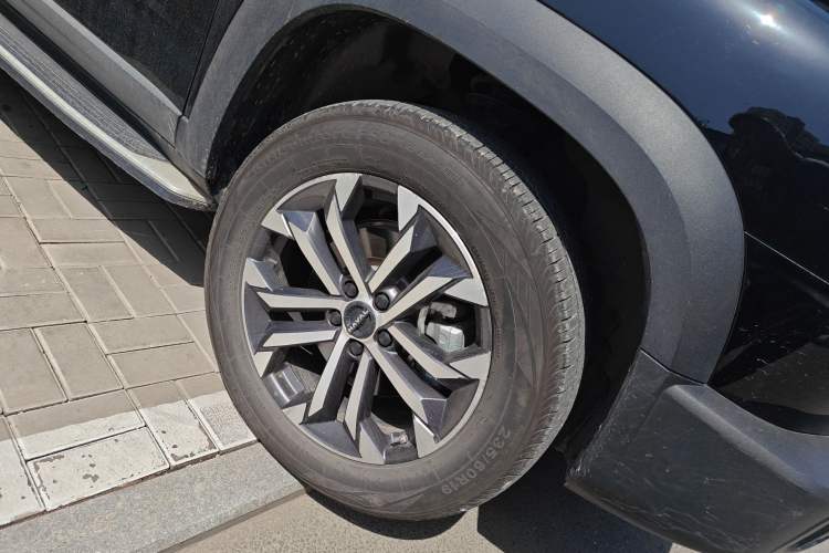 Used Haval DARGO 2024 1.5T DCT Border Collie Edition Right Front Wheel Hub
