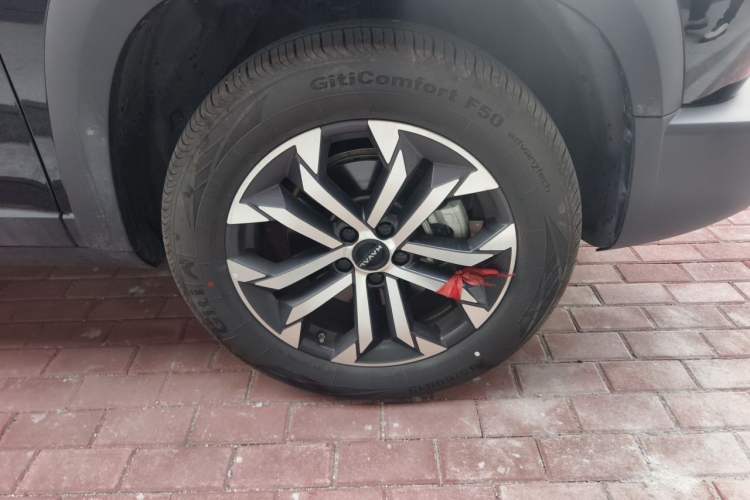 Used Haval DARGO 2024 1.5T DCT Border Collie Edition Right Front Wheel Hub