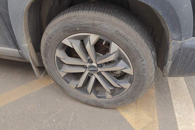 Used Haval DARGO 2024 1.5T DCT Border Collie Edition Right Front Wheel Hub