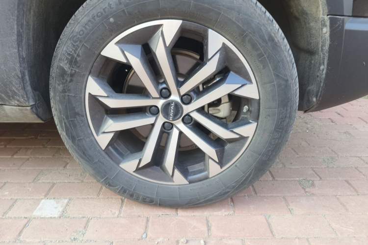 Used Haval DARGO 2024 1.5T DCT Labrador Edition Right Front Wheel Hub