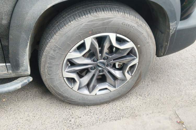 Used Haval DARGO 2024 2.0T DCT Chinese Rural Dog Edition Right Front Wheel Hub