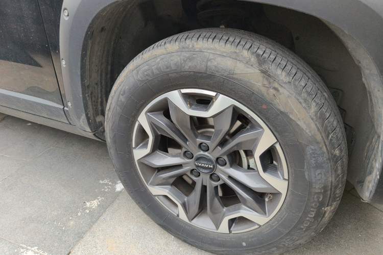 Used Haval DARGO 2024 2.0T DCT Chinese Rural Dog Edition Right Front Wheel Hub