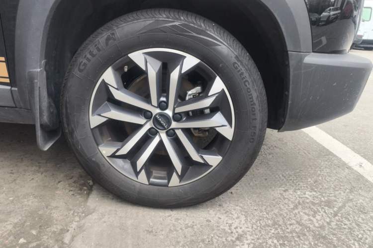 Used Haval DARGO 2024 1.5T DCT Border Collie Edition Right Front Wheel Hub