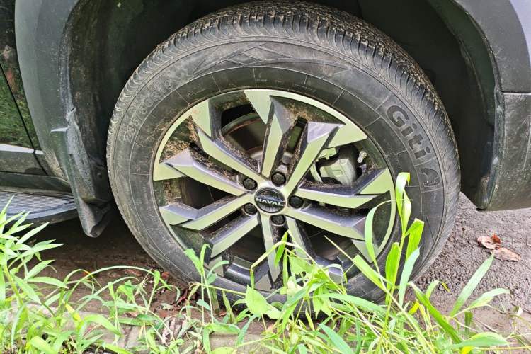 Used Haval DARGO 2024 1.5T DCT Border Collie Edition Right Front Wheel Hub