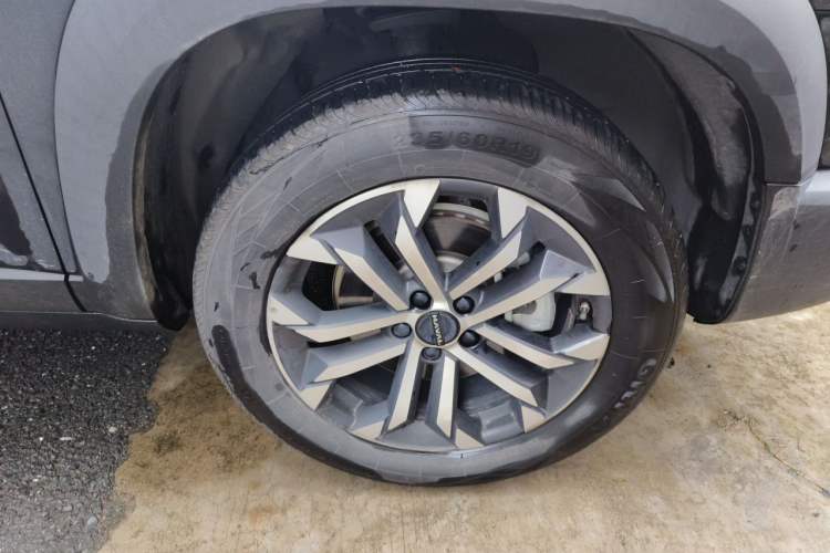 Used Haval DARGO 2024 1.5T DCT Border Collie Edition Right Front Wheel Hub