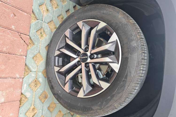 Used Haval DARGO 2024 1.5T DCT Border Collie Edition Right Front Wheel Hub