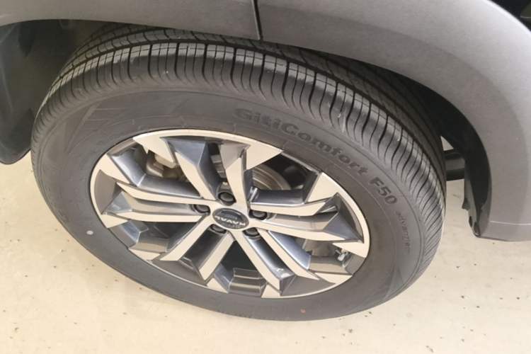 Used Haval DARGO 2024 1.5T DCT Labrador Edition Right Rear Wheel Hub