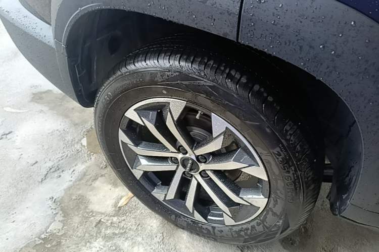 Used Haval DARGO 2024 1.5T DCT Border Collie Edition Right Rear Wheel Hub