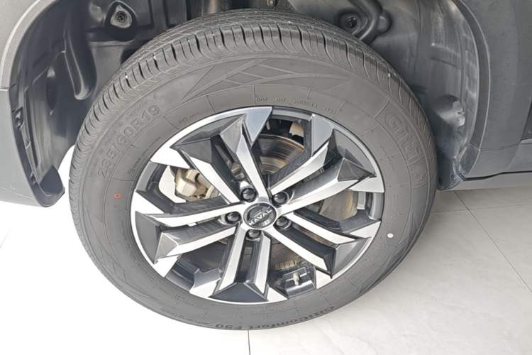 Used Haval DARGO 2024 1.5T DCT Border Collie Edition Right Rear Wheel Hub