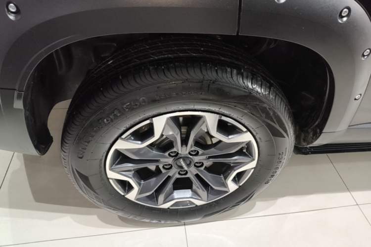 Used Haval DARGO 2024 2.0T DCT Chinese Rural Dog Edition Right Rear Wheel Hub