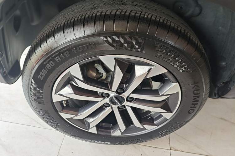 Used Haval DARGO 2024 1.5T DCT Border Collie Edition Right Rear Wheel Hub
