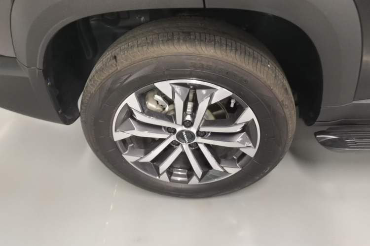 Used Haval DARGO 2024 1.5T DCT Border Collie Edition Right Rear Wheel Hub