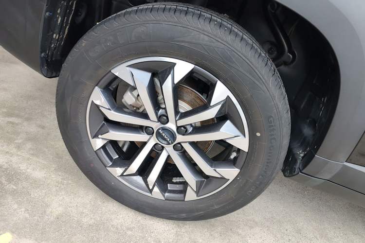 Used Haval DARGO 2024 1.5T DCT Border Collie Edition Right Rear Wheel Hub