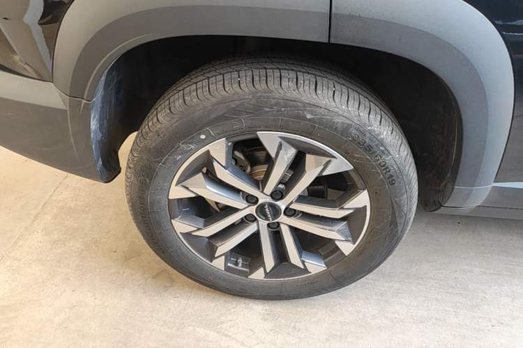 Used Haval DARGO 2024 1.5T DCT Border Collie Edition Right Rear Wheel Hub
