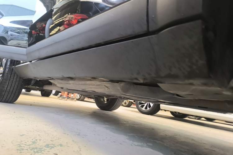 Used Haval DARGO 2024 1.5T DCT Border Collie Edition Right Side Sill