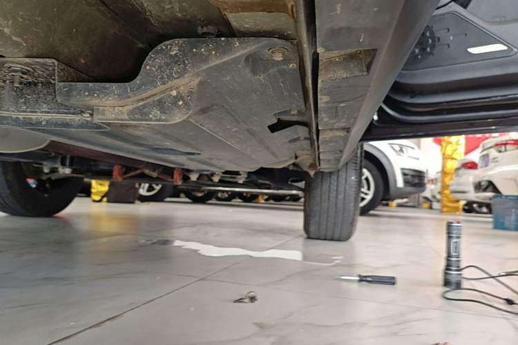 Used Haval DARGO 2024 1.5T DCT Border Collie Edition Right Side Sill