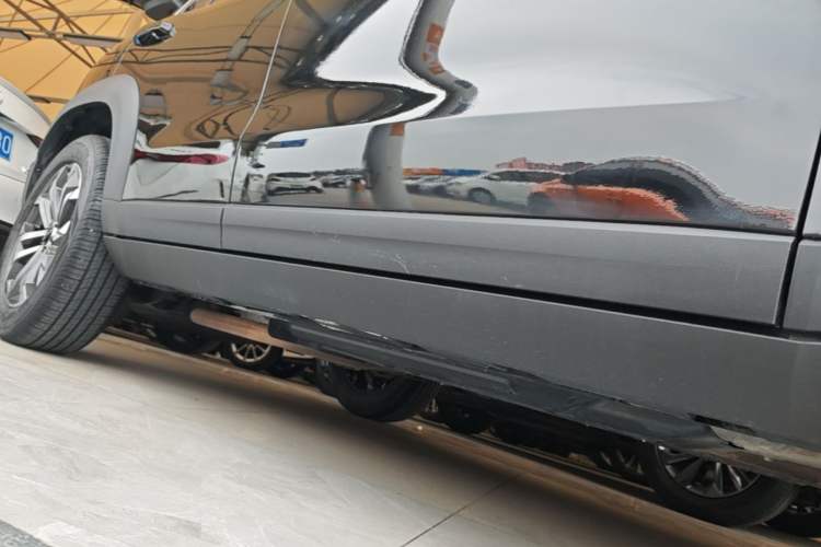 Used Haval DARGO 2024 1.5T DCT Border Collie Edition Right Side Sill