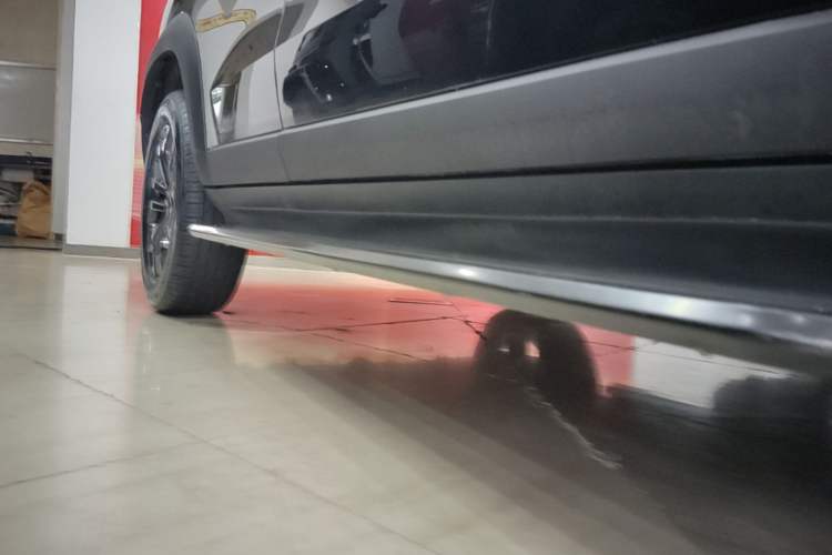 Used Haval DARGO 2024 1.5T DCT Border Collie Edition Right Side Sill