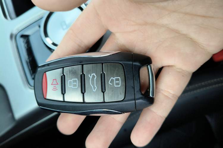 Used Haval DARGO 2024 2.0T DCT Chinese Rural Dog Edition Vehicle Key