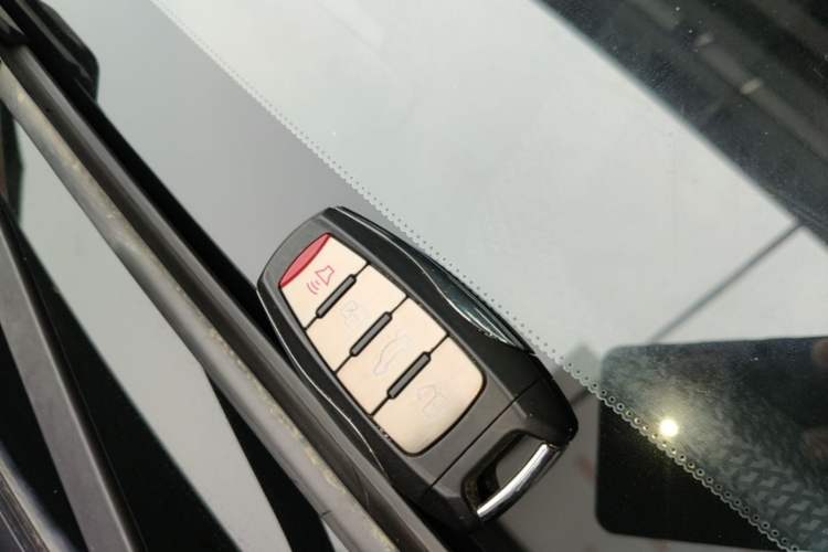 Used Haval DARGO 2024 1.5T DCT Labrador Edition Vehicle Key
