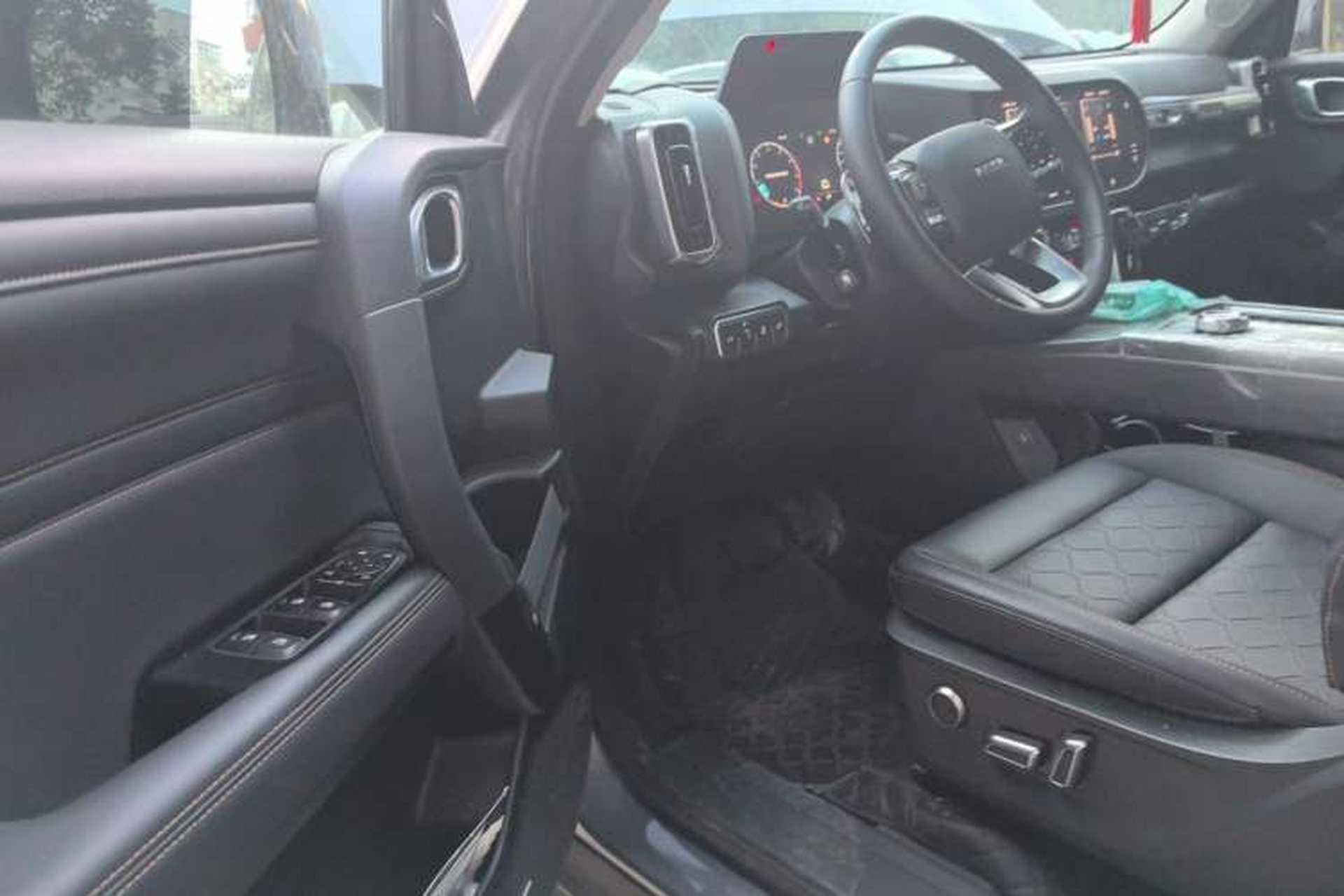 Used Haval DARGO 2024 1.5T DCT Border Collie Edition Driver Seat