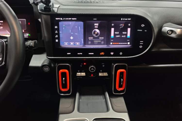 Used Haval DARGO 2024 1.5T DCT Border Collie Edition Audio And AC Panel