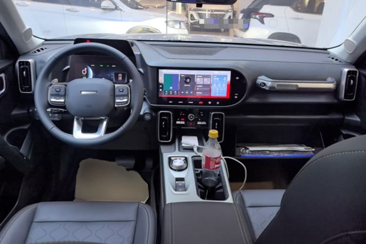 Used Haval DARGO 2024 1.5T DCT Border Collie Edition Center Console