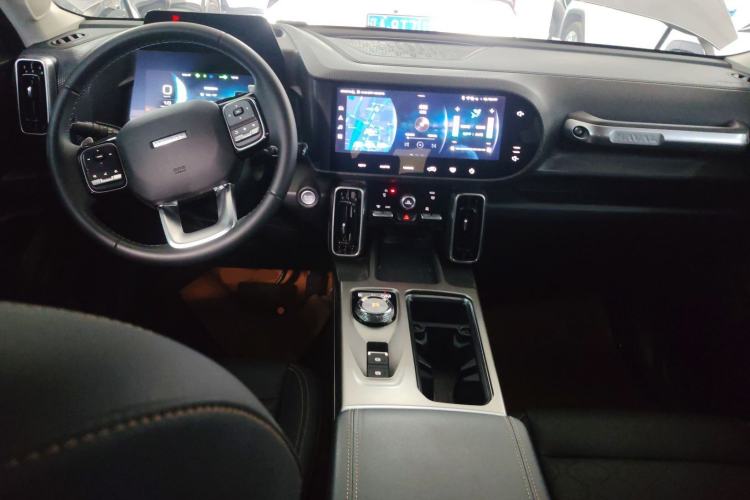 Used Haval DARGO 2024 1.5T DCT Border Collie Edition Center Console
