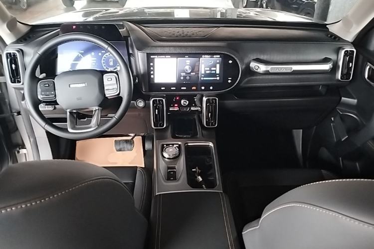 Used Haval DARGO 2024 1.5T DCT Border Collie Edition Center Console
