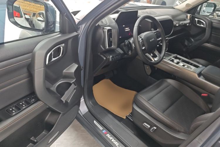 Used Haval DARGO 2024 1.5T DCT Labrador Edition Driver Seat