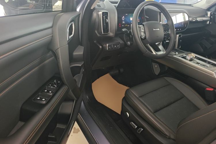 Used Haval DARGO 2024 1.5T DCT Border Collie Edition Driver Seat
