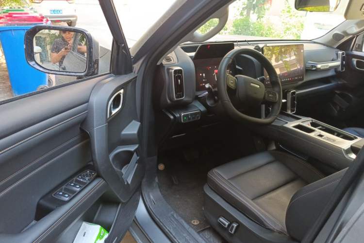Used Haval DARGO 2024 2.0T DCT Chinese Rural Dog Edition Driver Seat