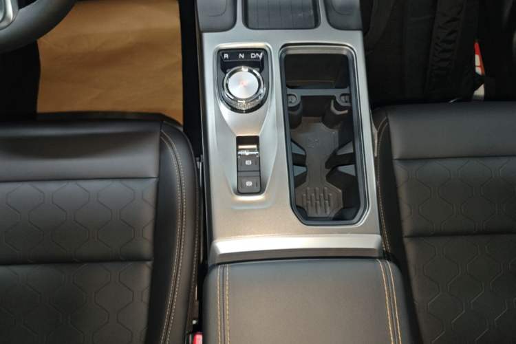 Used Haval DARGO 2024 1.5T DCT Labrador Edition Gear Lever