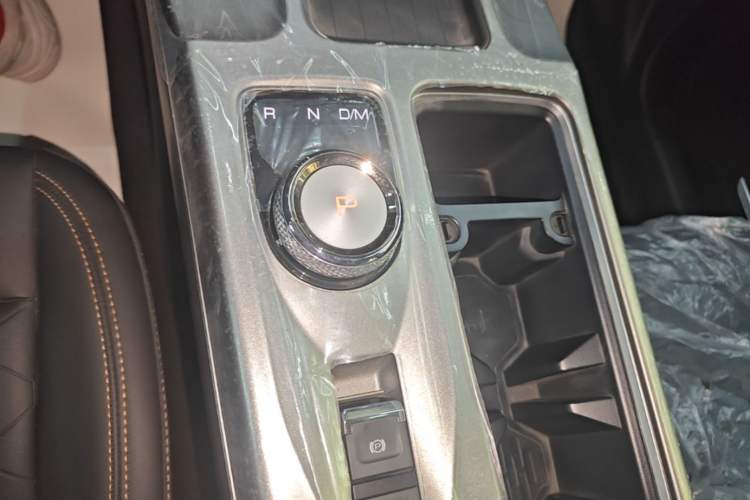 Used Haval DARGO 2024 1.5T DCT Labrador Edition Gear Lever