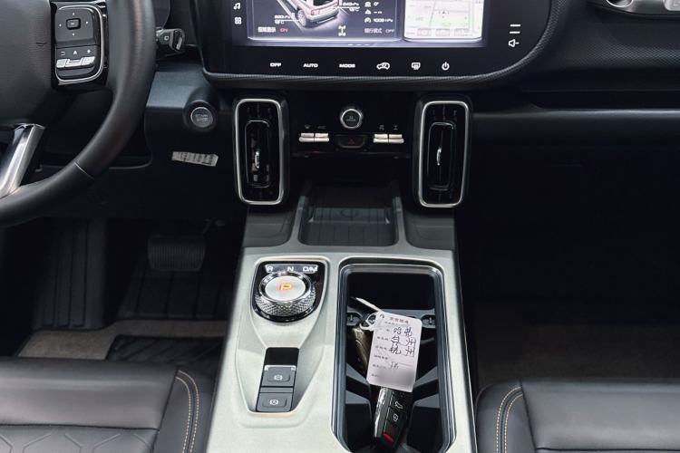 Used Haval DARGO 2024 2.0T DCT Chinese Rural Dog Edition Interior 4