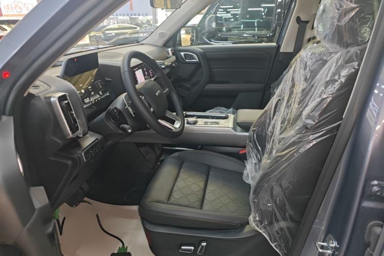 Used Haval DARGO 2024 1.5T DCT Labrador Edition Left Front Seat