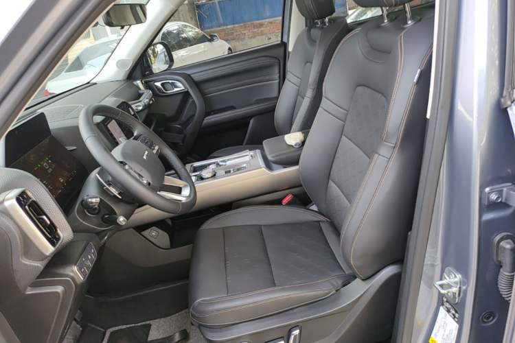 Used Haval DARGO 2024 1.5T DCT Border Collie Edition Left Front Seat